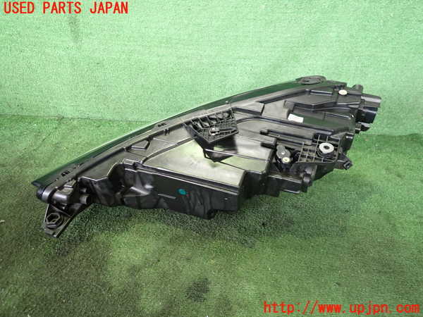 2UPJ-9238651130]アウディ・A3 スポーツバック(GYDLA)右ヘッドライト HID 中古_2