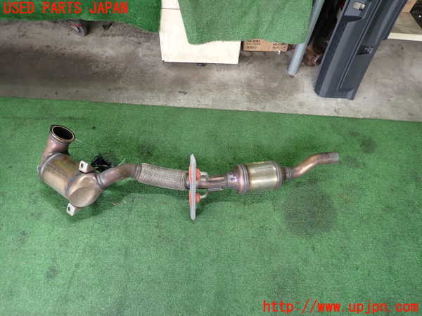 2UPJ-9238652661]アウディ・A3 スポーツバック(GYDLA)触媒1 中古_3