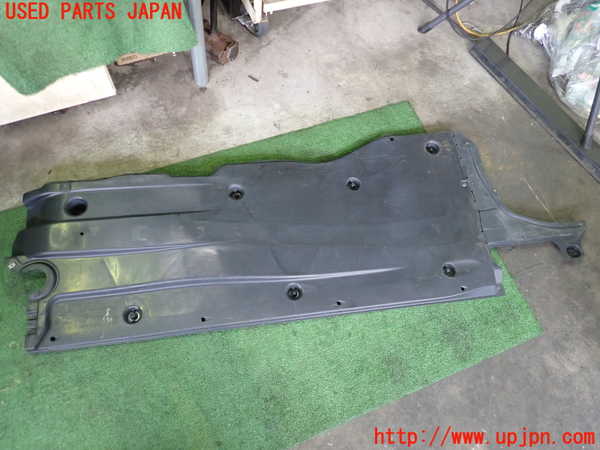 2UPJ-9238651722]アウディ・A3 スポーツバック(GYDLA)アンダーカバー2 中古_2