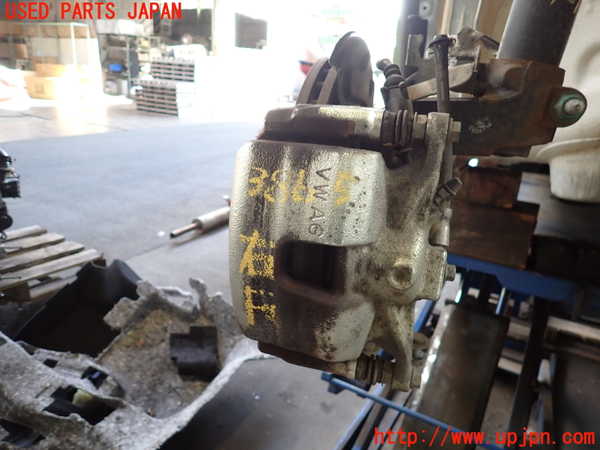 2UPJ-9238654080]アウディ・A3 スポーツバック(GYDLA)右フロントキャリパー 中古_2