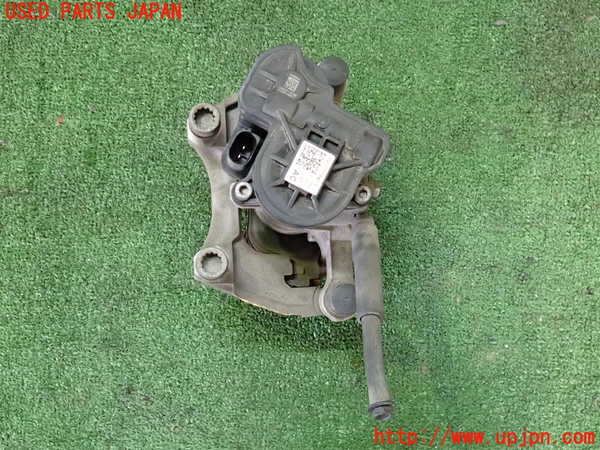 2UPJ-9238654095]アウディ・A3 スポーツバック(GYDLA)左リアキャリパー 中古_4