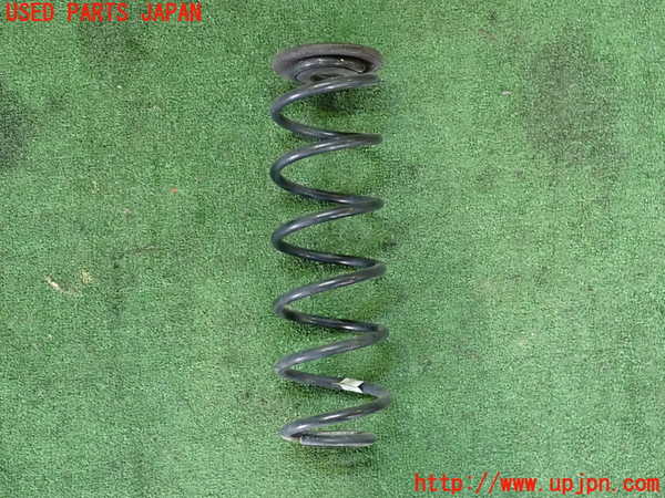 2UPJ-9238655105]アウディ・A3 スポーツバック(GYDLA)左リアスプリング 中古_2