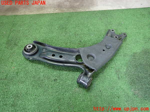 2UPJ-9238655176]アウディ・A3 スポーツバック(GYDLA)右フロントロアアーム1 中古_2