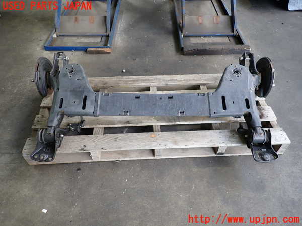 2UPJ-9238655380]アウディ・A3 スポーツバック(GYDLA)リアアクスルビーム 中古_4