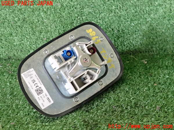 2UPJ-9238656550]アウディ・A3 スポーツバック(GYDLA)アンテナ 中古_2