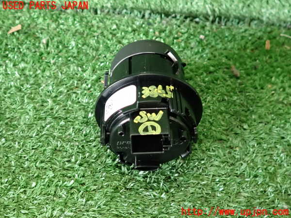 2UPJ-9238656306]アウディ・A3 スポーツバック(GYDLA)スイッチ1(サウンド オーディオ) 中古_2