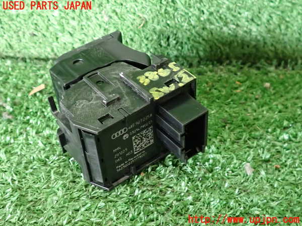 2UPJ-9238656307]アウディ・A3 スポーツバック(GYDLA)スイッチ2(電動パーキング) 中古_2