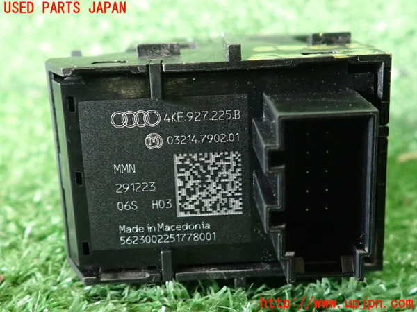 2UPJ-9238656307]アウディ・A3 スポーツバック(GYDLA)スイッチ2(電動パーキング) 中古_4