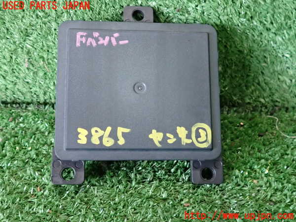 2UPJ-9238656383]アウディ・A3 スポーツバック(GYDLA)センサー3 中古_2