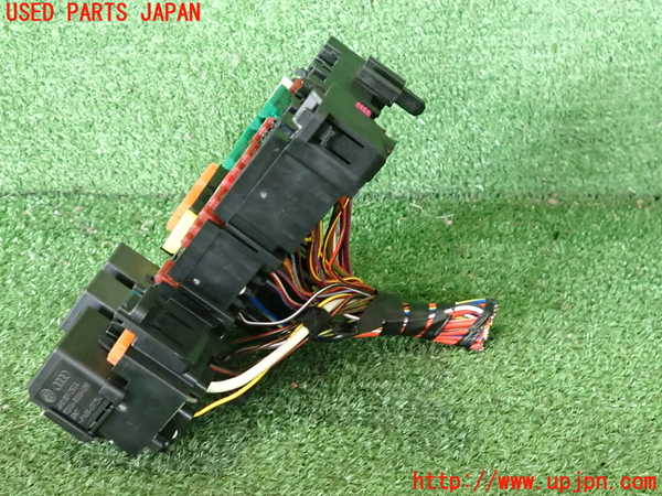 2UPJ-9238656742]アウディ・A3 スポーツバック(GYDLA)ヒューズボックス2(室内助手席側) 中古_2