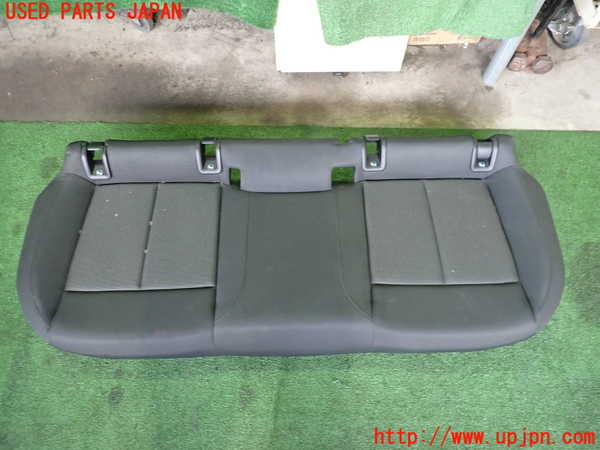 2UPJ-9238657385]アウディ・A3 スポーツバック(GYDLA)リアシート 中古_3