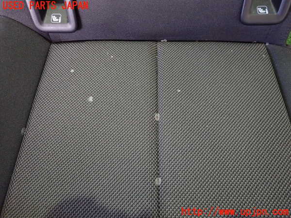 2UPJ-9238657385]アウディ・A3 スポーツバック(GYDLA)リアシート 中古_4