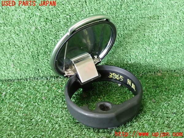 2UPJ-9238657821]アウディ・A3 スポーツバック(GYDLA)灰皿1 ジャンク_3