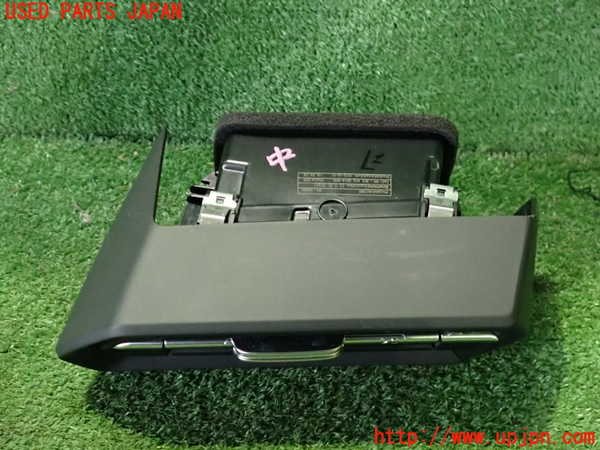 2UPJ-9238657527]アウディ・A3 スポーツバック(GYDLA)エアコン吹き出し口2(真中) 中古_2