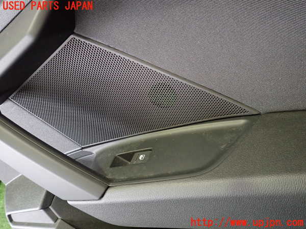 2UPJ-9238651294]アウディ・A3 スポーツバック(GYDLA)右後ドア内張り 中古_2