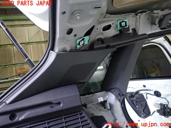 2UPJ-9238657680]アウディ・A3 スポーツバック(GYDLA)左リアピラートリム 中古_3