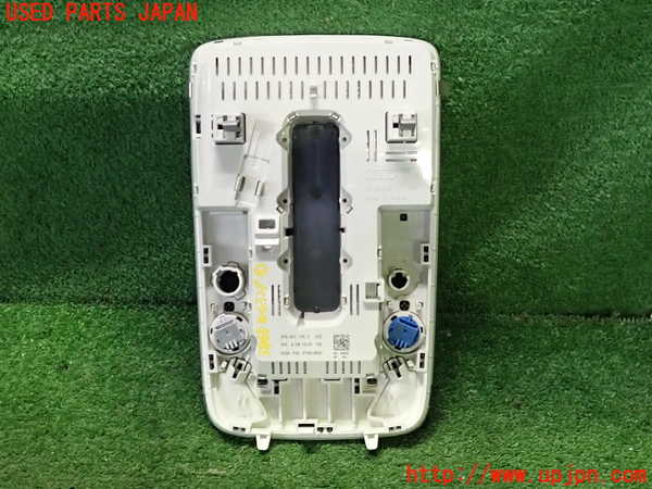 2UPJ-9238656411]アウディ・A3 スポーツバック(GYDLA)ルームランプ1(1列目真中) 中古_2