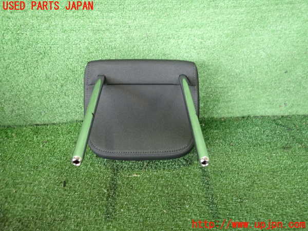 2UPJ-9238657150]アウディ・A3 スポーツバック(GYDLA)右2列目ヘッドレスト 中古_4