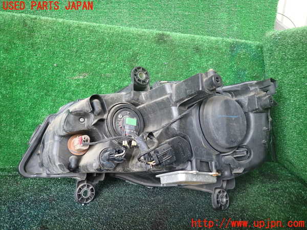 1UPJ-9238661130]クライスラー・グランドボイジャー(RT38)右ヘッドライト HID 中古_3