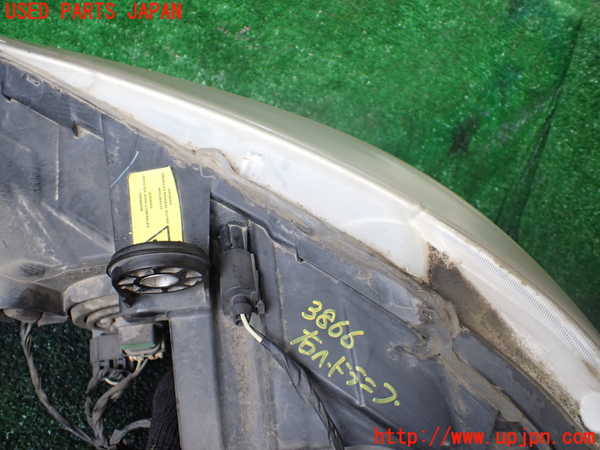 1UPJ-9238661130]クライスラー・グランドボイジャー(RT38)右ヘッドライト HID 中古_4