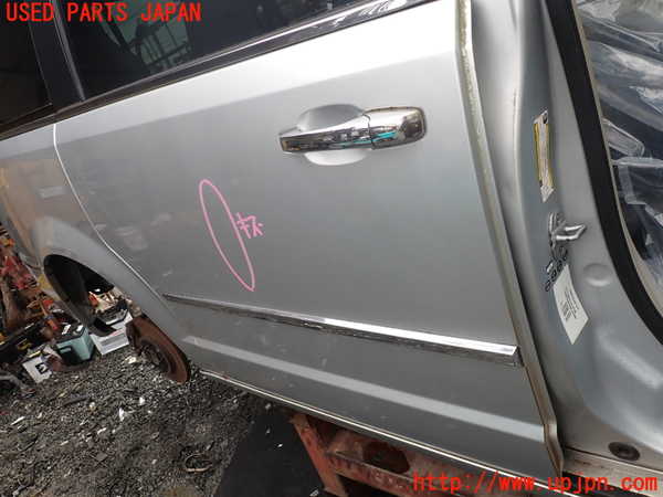 1UPJ-9238661290]クライスラー・グランドボイジャー(RT38)右後ドア 中古(43R-001385)_2