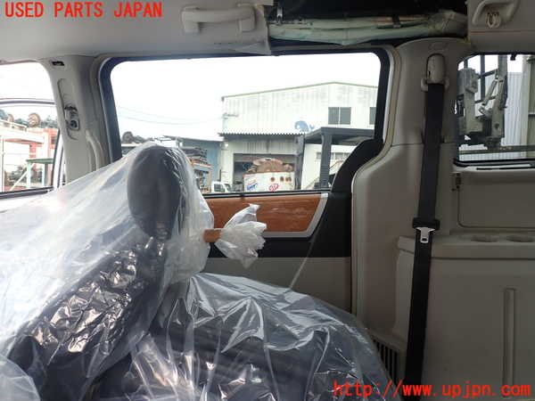 1UPJ-9238661290]クライスラー・グランドボイジャー(RT38)右後ドア 中古(43R-001385)_4