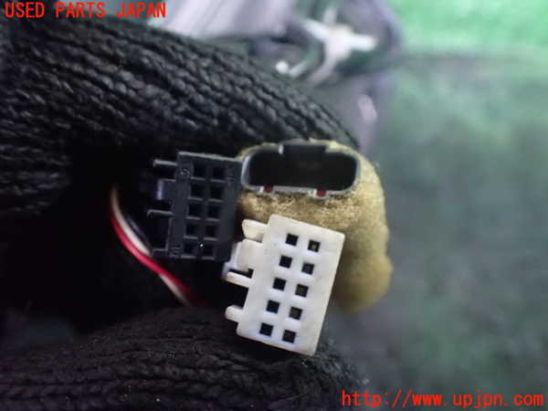 1UPJ-9238661212]クライスラー・グランドボイジャー(RT38)左ドアミラー 中古_3