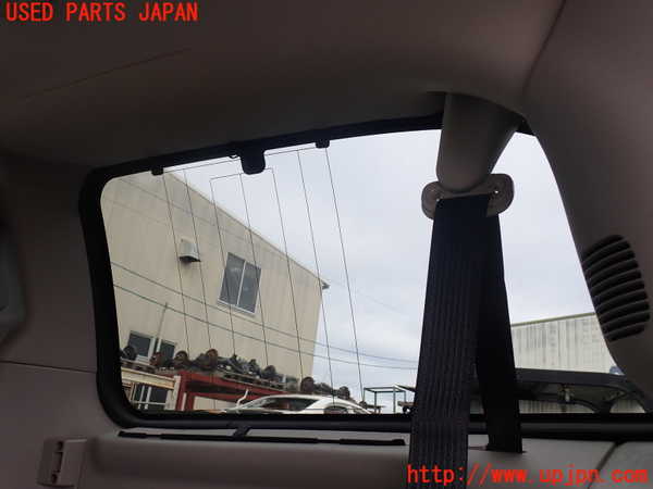 1UPJ-9238661380]クライスラー・グランドボイジャー(RT38)右クォーターガラス 中古_2