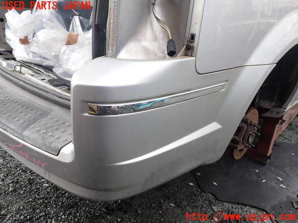 1UPJ-9238661610]クライスラー・グランドボイジャー(RT38)リアバンパー 中古_3