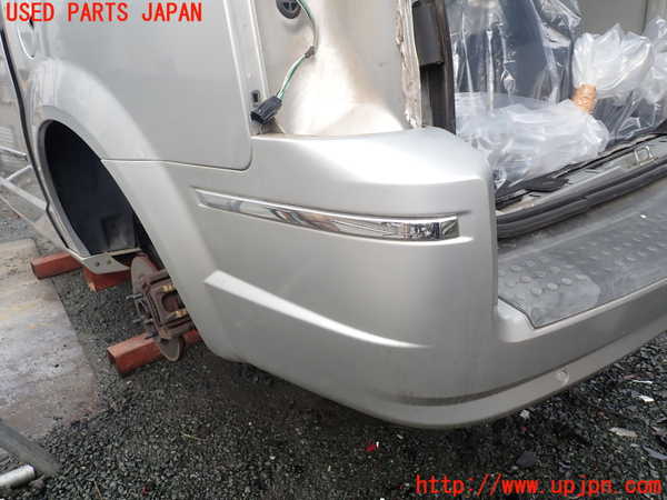 1UPJ-9238661610]クライスラー・グランドボイジャー(RT38)リアバンパー 中古_4