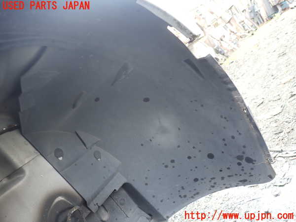 1UPJ-9238661090]クライスラー・グランドボイジャー(RT38)右前フェンダーライナー 中古_2