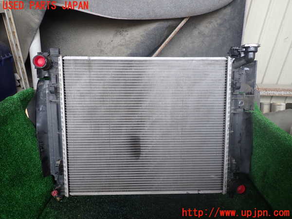 1UPJ-9238662321]クライスラー・グランドボイジャー(RT38)ラジエーター1 中古_2