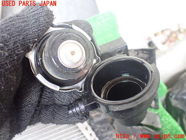 1UPJ-9238662321]クライスラー・グランドボイジャー(RT38)ラジエーター1 中古_3