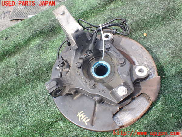 1UPJ-9238664295]クライスラー・グランドボイジャー(RT38)左フロントナックルハブ 中古_2