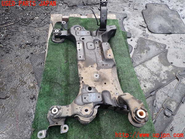 1UPJ-9238665285]クライスラー・グランドボイジャー(RT38)フロントメンバー 中古_2