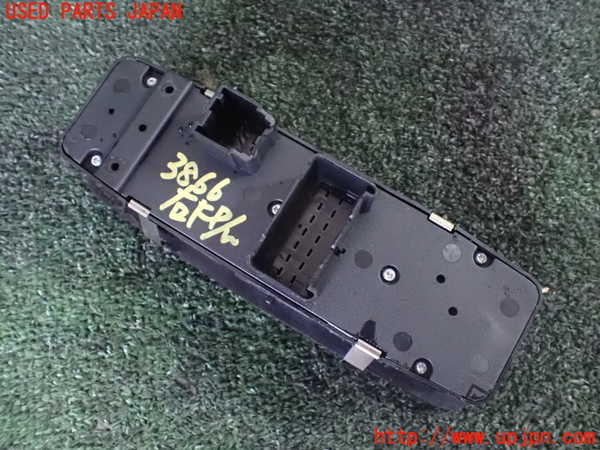 1UPJ-9238666240]クライスラー・グランドボイジャー(RT38)右前パワーウィンドウスイッチ 中古_2