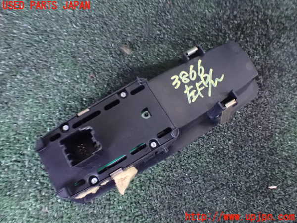 1UPJ-9238666245]クライスラー・グランドボイジャー(RT38)左前パワーウィンドウスイッチ 中古_2