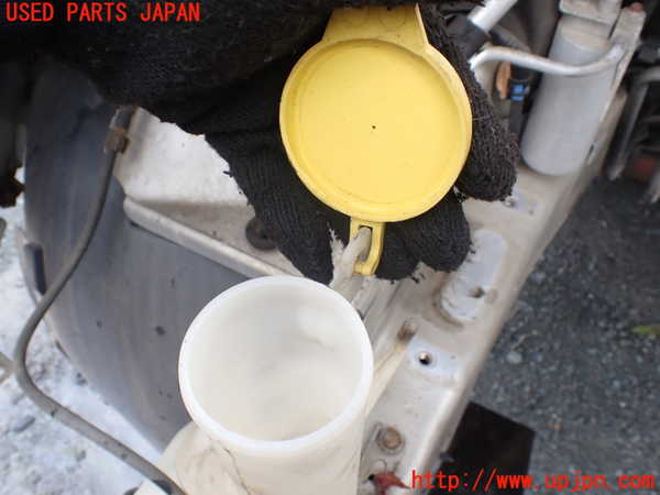 1UPJ-9238666791]クライスラー・グランドボイジャー(RT38)ウォッシャータンク1 中古_4