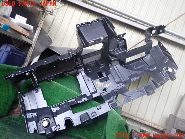 1UPJ-9238667505]クライスラー・グランドボイジャー(RT38)ダッシュボード 中古_4