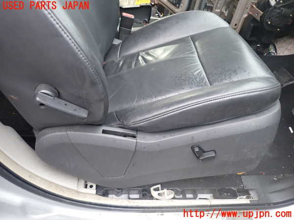1UPJ-9238667035]クライスラー・グランドボイジャー(RT38)運転席シート 中古_4