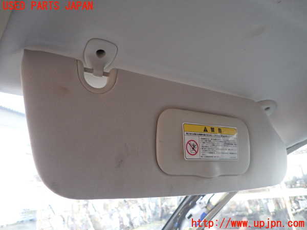 1UPJ-9238667625]クライスラー・グランドボイジャー(RT38)室内サンバイザー右側 中古_2