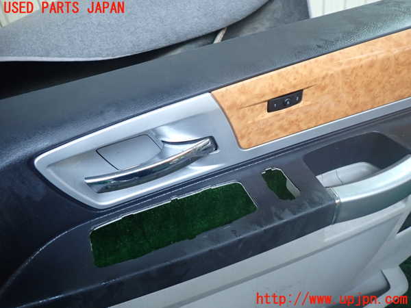 1UPJ-9238661234]クライスラー・グランドボイジャー(RT38)右前ドア内張り 中古_2