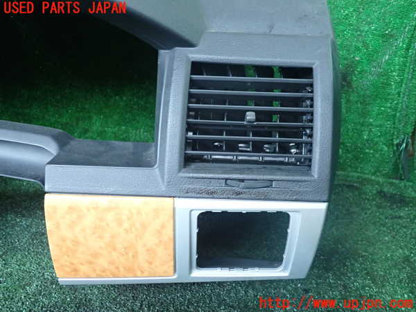 1UPJ-9238667510]クライスラー・グランドボイジャー(RT38)メーターフード 中古_2