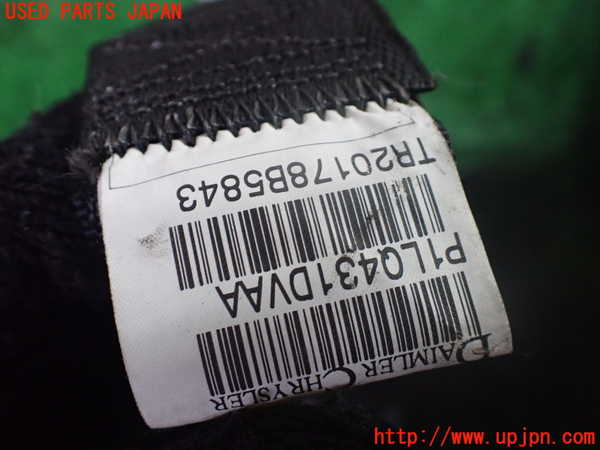 1UPJ-9238667045]クライスラー・グランドボイジャー(RT38)運転席シートベルト 中古_4