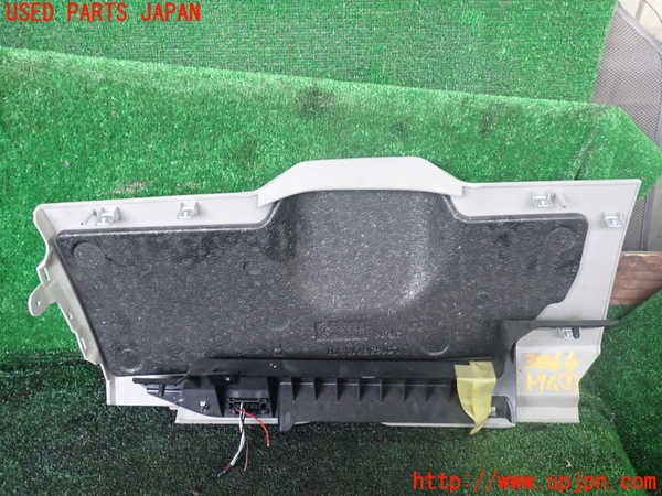 1UPJ-9238667691]クライスラー・グランドボイジャー(RT38)内装トリム類1 中古_2