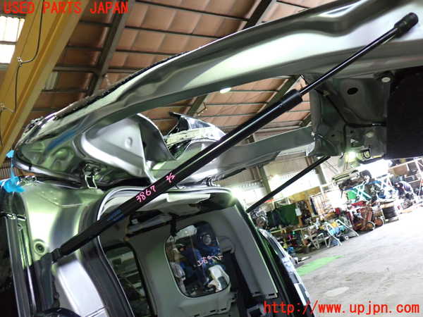 1UPJ-9238671584]ソリオ バンディット(MA37S)リアゲートダンパー 中古_2