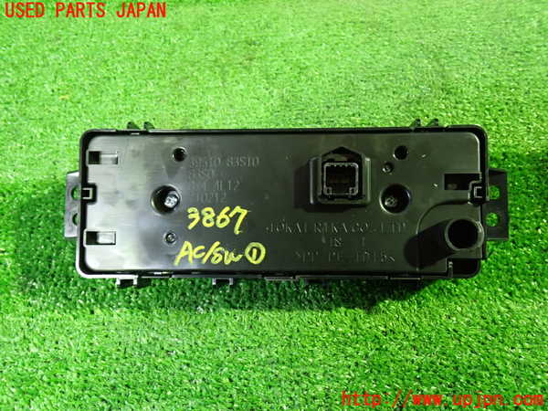 1UPJ-9238676066]ソリオ バンディット(MA37S)エアコンスイッチ1 中古_2