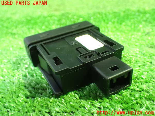 1UPJ-9238676290]ソリオ バンディット(MA37S)ハザードスイッチ 中古_2