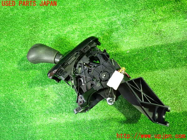1UPJ-9238677555]ソリオ バンディット(MA37S)ATシフトレバー 中古_3