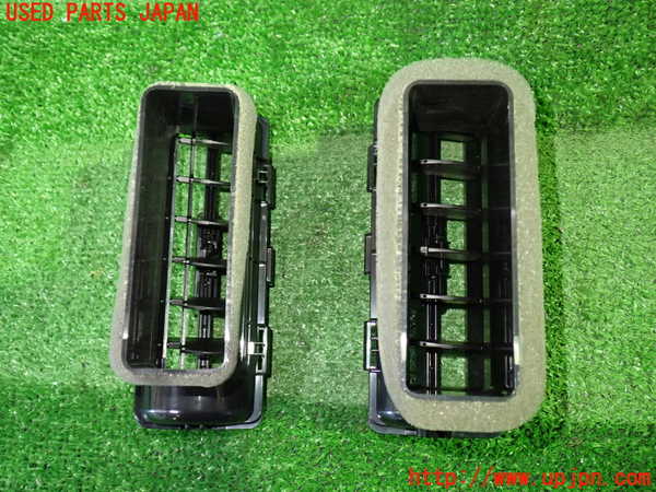 1UPJ-9238677528]ソリオ バンディット(MA37S)エアコン吹き出し口3 (真中) 中古_2